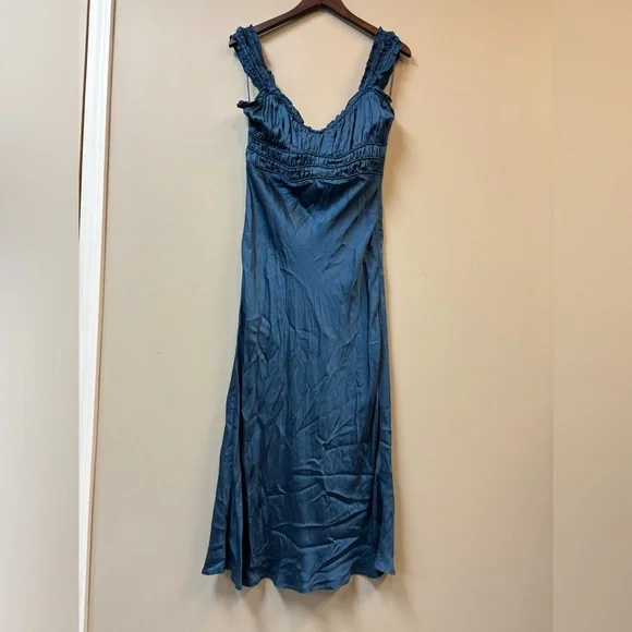 ASTR the Label Enola Satin Smocked Blue Midi Dress Wedding Bridal Baby Shower - Picture 3 of 6
